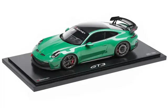 1/18 - 911 GT3 (992) with Manthey Kit : Suncoast Porsche Parts